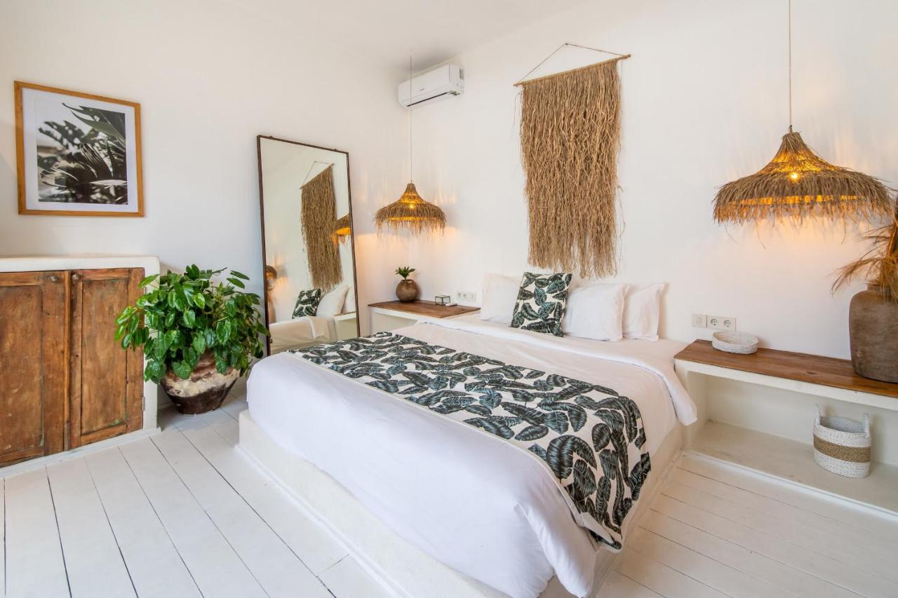 Villa Yogi Surf 3 Canggu Exterior foto